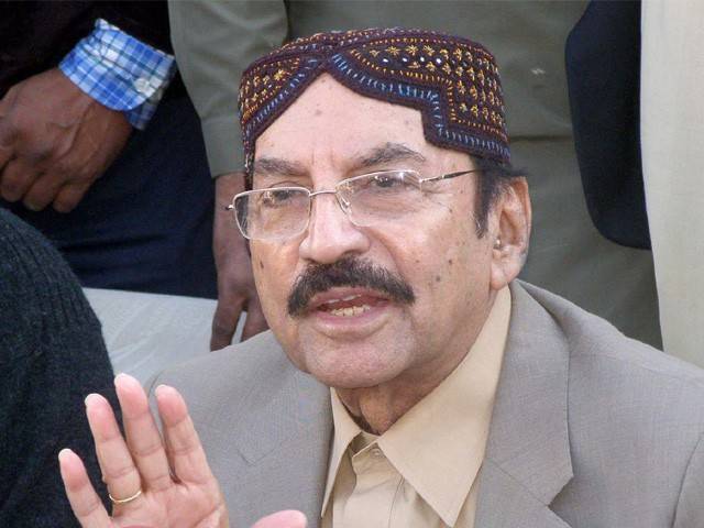 سندھ میں بلدیاتی آرڈیننس کا اونٹ کسی کروٹ نہ بیٹھ سکا،وزیراعلٰی قائم علی شاہ نے بلدیاتی نظام کو اتحادیوں کواعتماد میں لینے سے مشروط کردیا۔