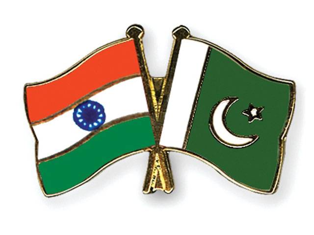 پاک بھارت سیکرٹری تجارت مذاکرات کا پہلا دور مکمل ہو گیا جس میں بھارت نے پاکستان کو پچاس ریلوے انجن فراہم کرنے کی پیش کش کی۔