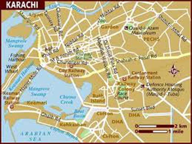 کراچی میں ٹارگٹ کلنگ اور پرتشدد واقعات میں مزید سات افراد زندگی کی بازی ہار گئے، پولیس اوررینجرزکے مشترکہ آپریشن کے دوران کالعدم تنظیم کے اہم رکن سمیت پچیس مشتبہ افراد کوحراست میں لے لیا.