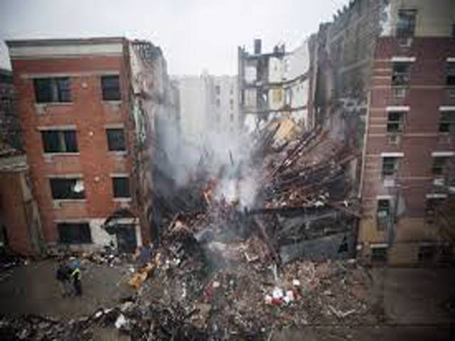  نیویارک میں گیس کے دھماکے میں دو عمارتوں کے منہدم ہونے کےنتیجے میں 12 افراد زخمی 