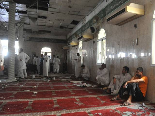 سعودی عرب کی مسجد میں نماز جمعہ کے دوران خودکش دھماکے میں30 افراد جاں بحق, دو درجن سے زائد زخمی