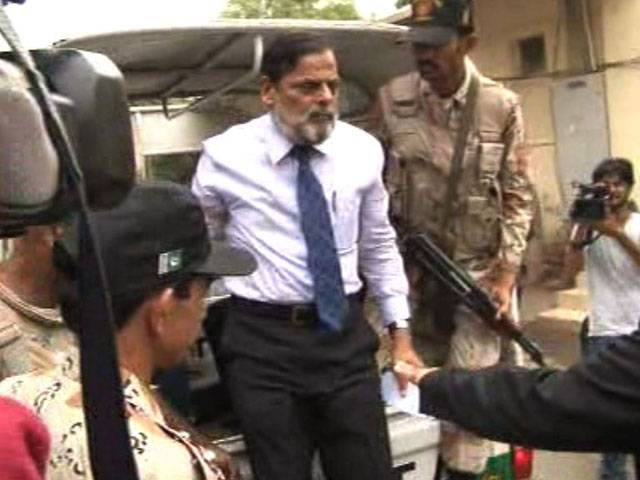 کراچی میں رینجرز کے ہاتھوں گرفتار سوئی سدرن گیس کے افسران میگا کرپشن میں ڈاکٹر عاصم کے اہم مہرے نکلے