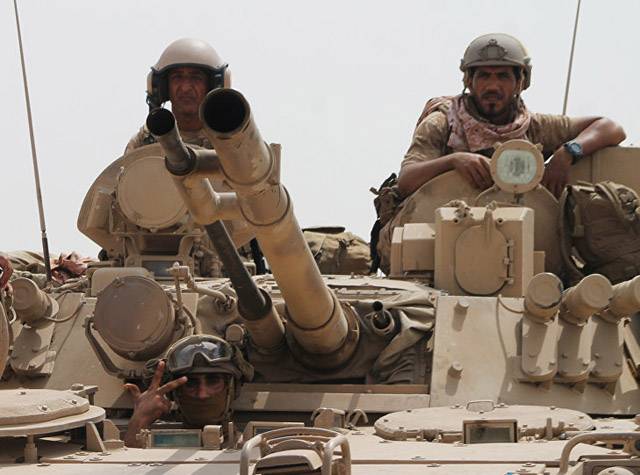 یمن میں عرب اتحادی افواج کا القاعدہ کے خلاف مشترکہ فوجی آپریشن جاری , 800 سے زیادہ دہشت گرد مارے جانے کی تصدیق