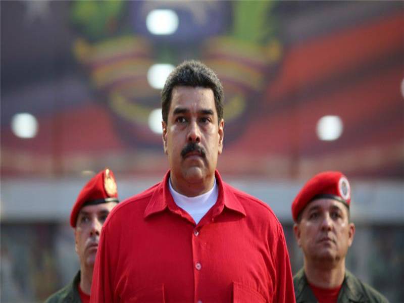 وینزویلا صدرنکولس مادوروکواقتدارچھوڑنے پرمجبورکرنے کیلئے ریفرنڈم کیلئے دستخطی مہم ملتوی 