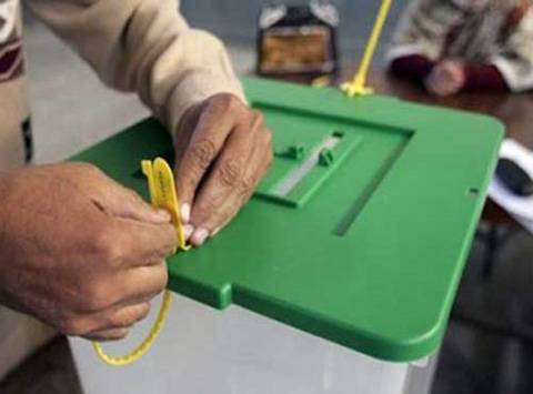 جھنگ میں پنجاب اسمبلی کے حلقہ پی پی اٹھہتر میں ضمنی الیکشن کیلئے پولنگ جاری ہے