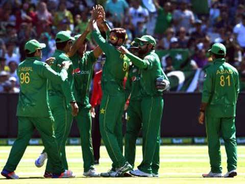 تیسرے ون ڈے میں پاکستان کا آسٹریلیا کو جیت کیلئے 264 رنز کا ہدف