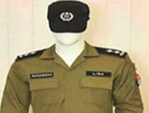 پنجاب پولیس کی یونیفارم تبدیل کر دی گئی تا ہم شہریوں نے صرف یونیفارم کی تبدیلی کو ناکافی قرار دے دیا