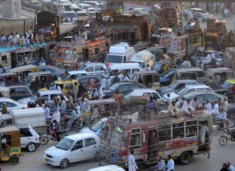 سپریم کورٹ نے کراچی میں ہیوی ٹریفک پرپابندی سے متعلق سندھ ہائیکورٹ کا فیصلہ معطل کردیا