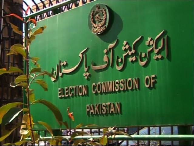 توہین عدالت، عمران خان کا جواب پڑھ کر بھی سمجھ نہیں آرہی کہ نوٹس کس بات کا دیا تھا: چیف الیکشن کمشنر