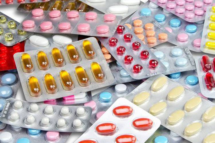 محکمہ صحت پنجاب کی خریدی گئی 100 سے زائد ادویات غیر معیاری قرار،فوری طور پر اٹھانے کی ہدایت 
