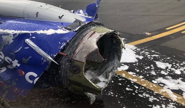 نیویارک سے ڈیلاس جانیوالی فلائٹ کا انجن پھٹنے سے 7 مسافر زخمی