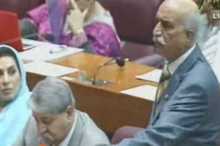  70 سالہ تاریخ میں پارلیمنٹ کا ایسا حال نہیں دیکھا، افسوس وزیراعظم ہیں لیکن ان کے وزراء نہیں:خورشید شاہ