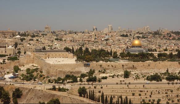 اسرائیل نے مسجد الاقصیٰ کے قریب تاریخی قبرستان کا ایک حصہ منہدم کردیا