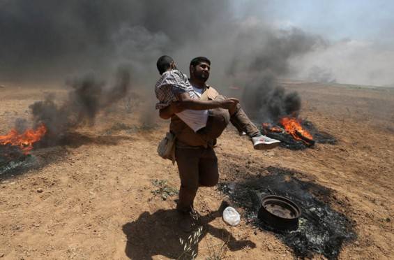 اسرائیلی فوج کی فائرنگ اور شیلنگ سےایک فلسطینی شہید اور 400 افراد زخمی ہو گئے