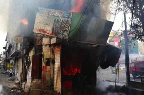 لاہور میں منٹگمری روڈ پر دو منزلہ عمارت میں آگ لگ گئی