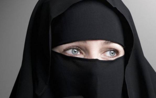 ڈنمارک میں مسلم خاتون کو نقاب پہننے پر پہلا جرمانہ 