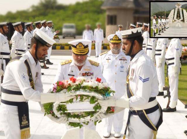 پاک بحریہ میں پاکستان کا 53واں یومِ دفاع روایتی جوش و جذبے سے منایا گیا
