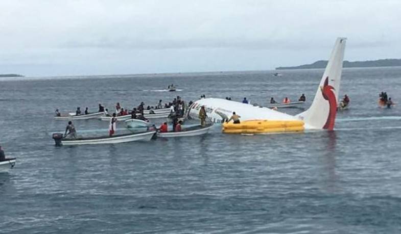 پاپوا نیو گنی:مسافر طیارہ سمندر میں جاگرا