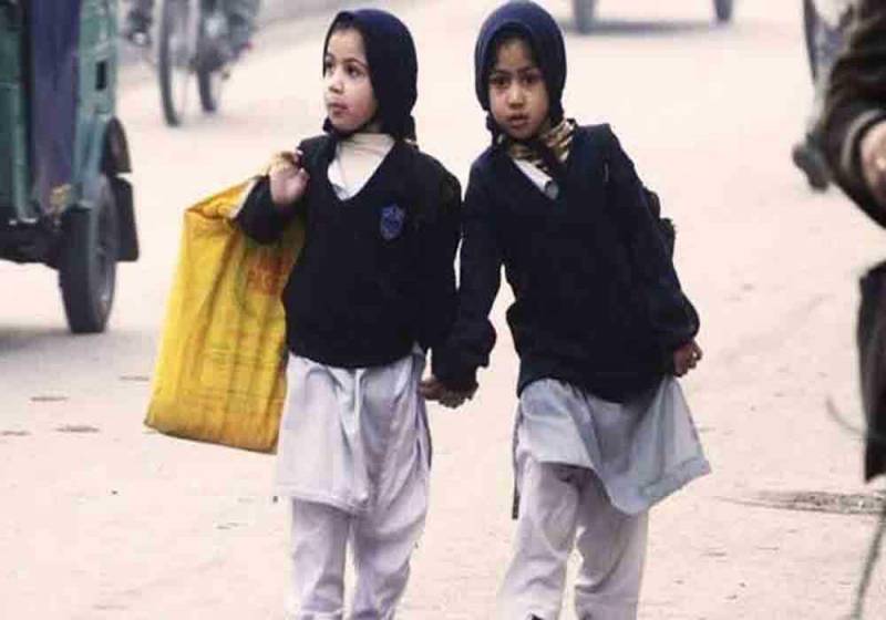 پنجاب اور کے پی کے میں سردیوں کی تعطیلات ختم، تعلیمی ادارے کھل گے
