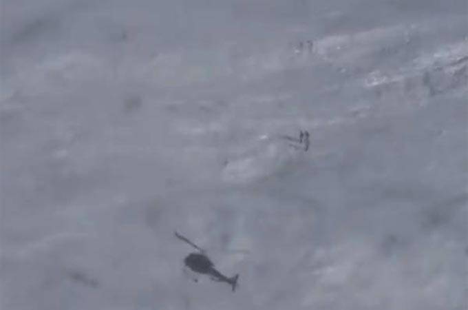 پاک فوج کا ریسکیو آپریشن، برف میں پھنسے 7 افراد کو بچالیا گیا