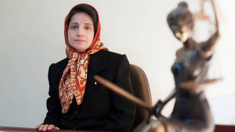ایران : وکیل نسرین ستودہ کو 38 سال قید اور148کوڑوں کی سزا