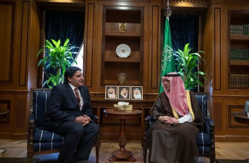 سعودی وزیرخارجہ امور عادل الجبیر سے پاکستانی سفیر راجہ علی اعجاز کی ملاقات