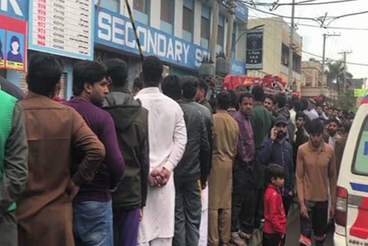 گوجرانوالہ میں اسکول کی دیوار گرنے سے ایک ٹیچر اور 5 بچے جاں بحق،13 افراد زخمی