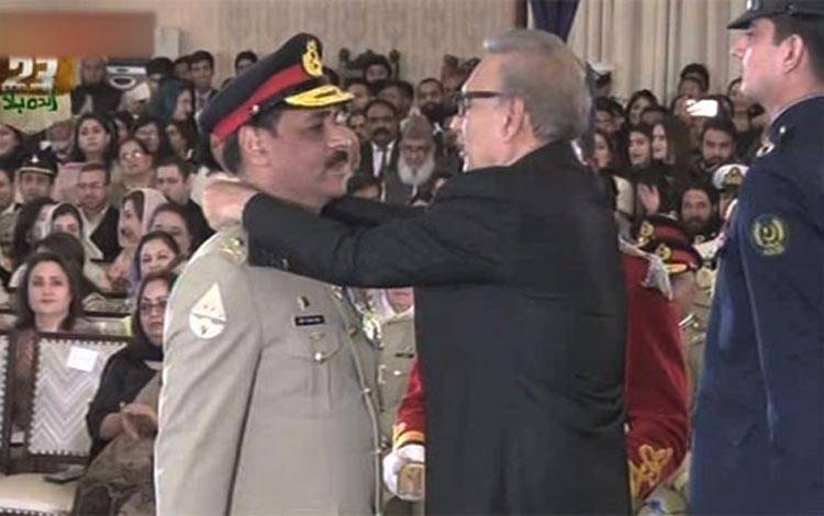 یوم پاکستان: ایوان صدر میں تقسیمِ سول و عسکری اعزازات کی تقریب،ڈی جی (آئی ایس پی آر) میجر جنرل آصف غفور کے لیے ہلال امتیاز کا اعزاز