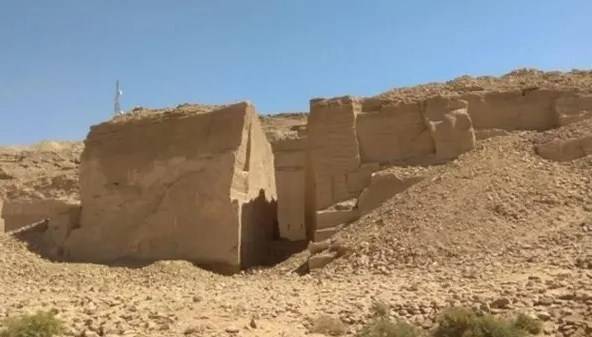 مصر کے ماہرین آثار قدیمہ نے تین ہزار سال پرانی بندرگاہ دریافت کر لی 