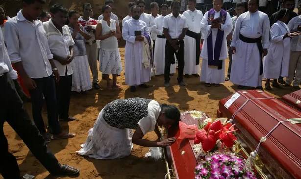 سری لنکا:دھماکوں میں ہلاکتوں کی تعداد300ہو گئی، 40گرفتار