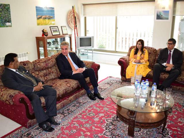 وزیر خارجہ شاہ محمود قریشی کا سری لنکا کے ہائی کمیشن کا دورہ ، کولمبو حملوں میں جانی نقصان پر تعزیت کااظہار