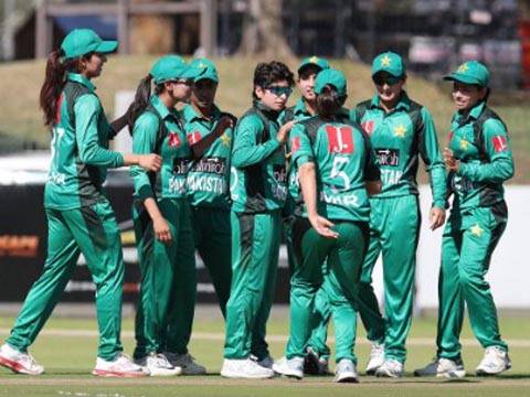 پہلا ٹی ٹوئنٹی: پاکستان ویمن کرکٹ ٹیم نے جنوبی افریقہ کو سات وکٹوں سے ہرادیا