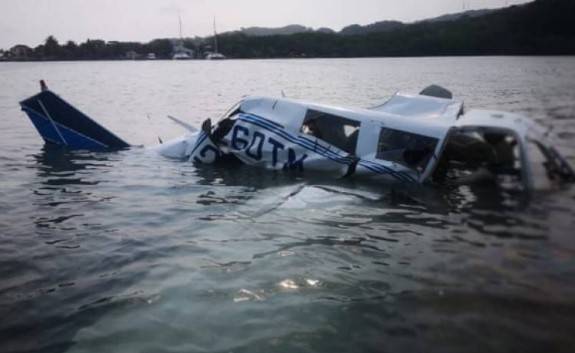 ہنڈورس:طیارہ پرواز کے تھوڑی دیر بعد تباہ ہوکر سمندر میں گرگیا،5 افراد ہلاک