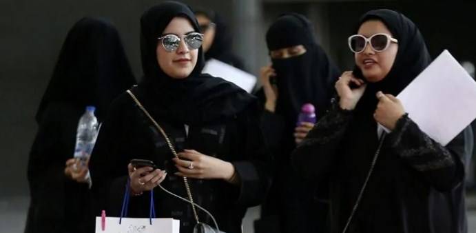 سعودی عرب میں خواتین کی ریٹائرمنٹ کی عمر بھی 60 سال،شاہی فرمان جاری کر دیا گیا 