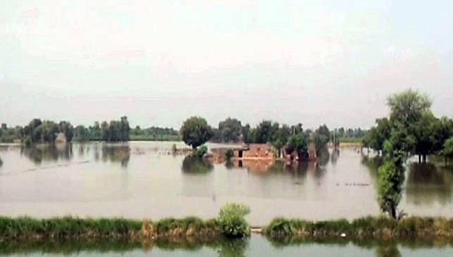اوکاڑہ کے قریب دریائے ستلج میں نچلے درجے کا سیلاب,71بستیاں زیرے آب