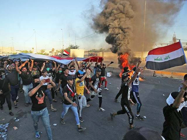  عراق میں حکومت مخالف مظاہروں میں شدت آگئی، 93 افراد ہلاک