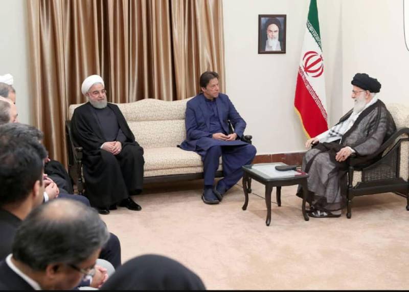 وزیراعظم عمران خان کا خلیج میں امن اور استحکام کے فروغ کے لیے ایران کا دورہ