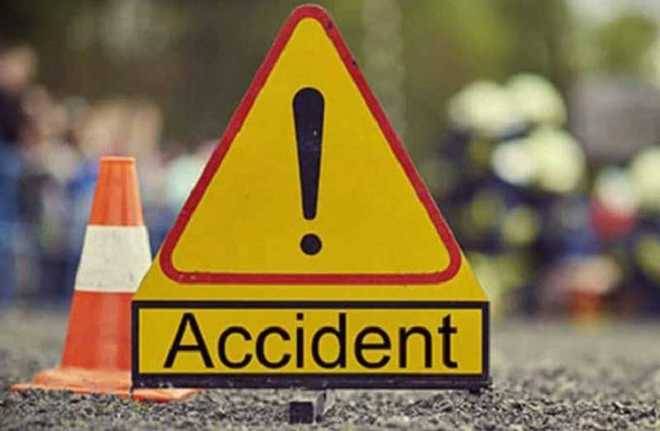 بھارتی ریاست کرناٹک میں کار اور ٹریکٹر میں تصادم ، 5 افراد ہلاک ، 1 زخمی 