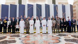 متحدہ عرب امارات کا ڈھائی ہزار غیر ملکیوں کو مستقل رہائش دینے کا اعلان