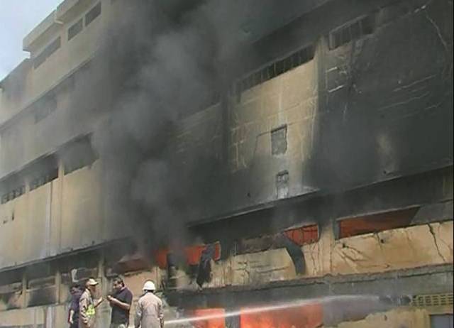 کراچی:3مختلف مقامات پر آتشزدگی کے واقعات