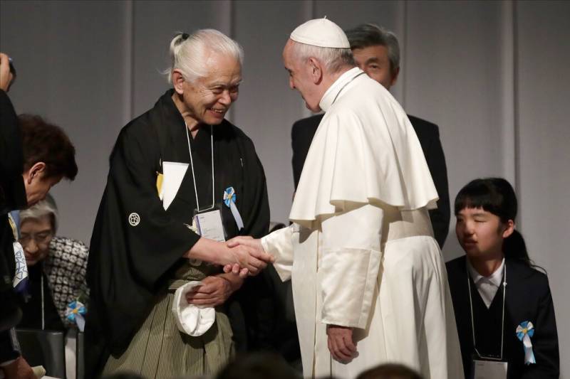 پوپ فرانسس کی شاہ جاپان و متاثرین فوکو شیما سے ملاقات