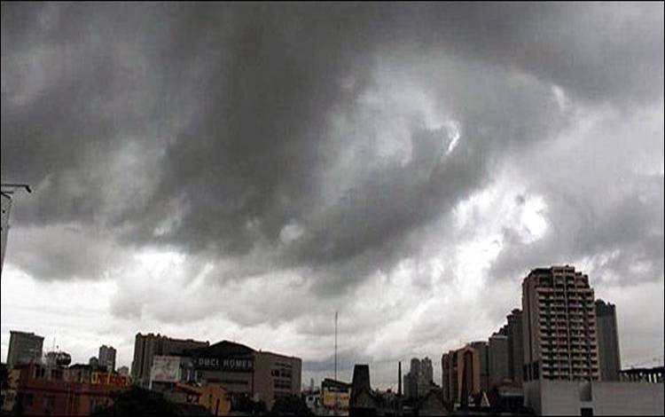 کراچی: موسم سرما کی پہلی بارش، شہر کا موسم خوش گوار