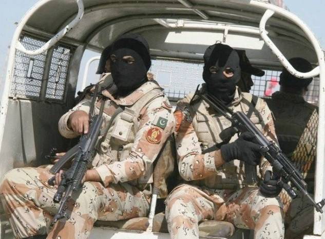 کراچی:مختلف علاقوں میں رینجرز کا سرچ آپریشن، 20مشتبہ افراد گرفتار