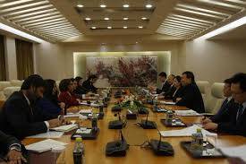 چین کے نائب وزیر خارجہ کی بیجنگ میں پاکستانی سفیر سے ملاقات