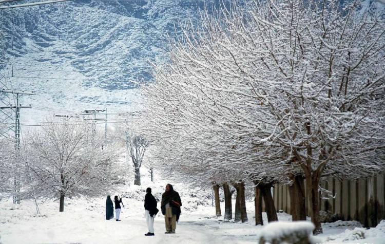 برفباری سے متاثرہ بالائی علاقوں میں سردی کی شدید لہر برقرار