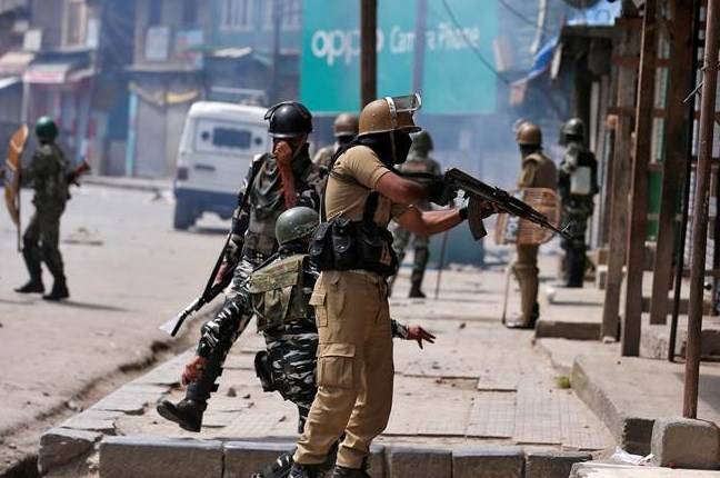 مقبوضہ کشمیر:بھارتی فوجیوں نے3 کشمیری نوجوانوں کوشہید کردیا