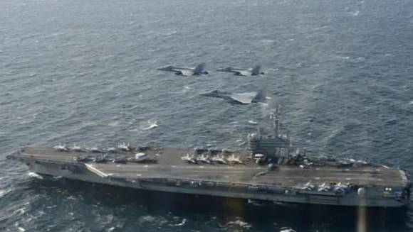 بحری جہازوں کی حفاظت کے لیے جاپان کا جنگی جہاز خلیجِ عُمان روانہ