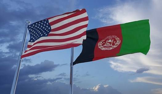 امریکی وزیر خارجہ اور وزیر دفاع کی افغان صدر سے ملاقات