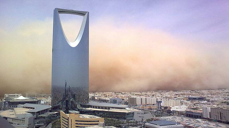 سعودی عرب:گردو غبارکا طوفان، بارش،ذرائع آمدورفت درہم برہم