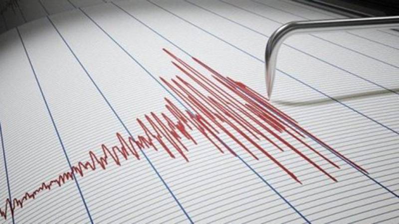  انڈونیشیا میں 5.7 شدت کا زلزلہ،سونامی وارننگ جاری نہیں کی گئی